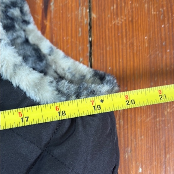 Faux Fur Vest with Black and Cream Pattern - Picture 7 of 7